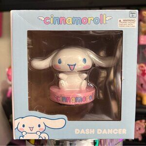 Sanrio Cinnamoroll Dash Dancer 2" Car Accessory